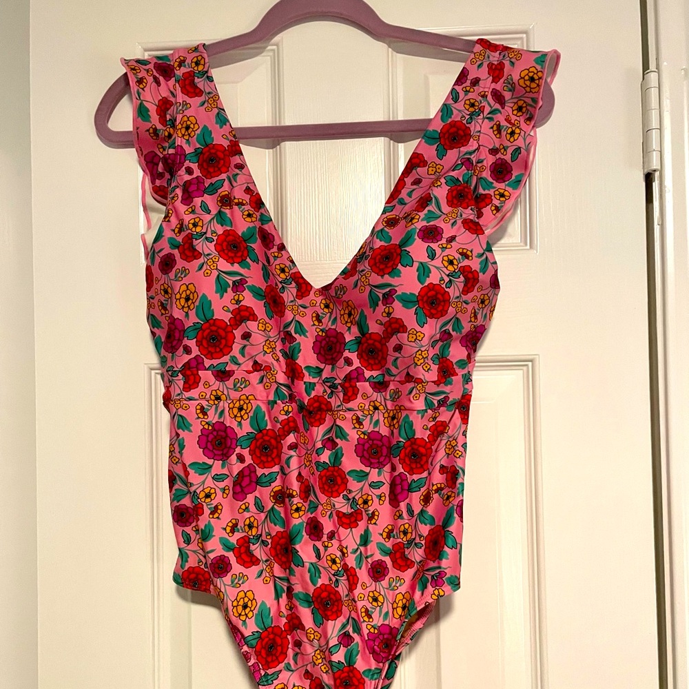 Summersalt Ruffle Backflip One piece suit
